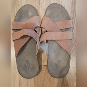 Chaco Womens Suede Cross-Strap Sandals in Dusty Pink/rose Color